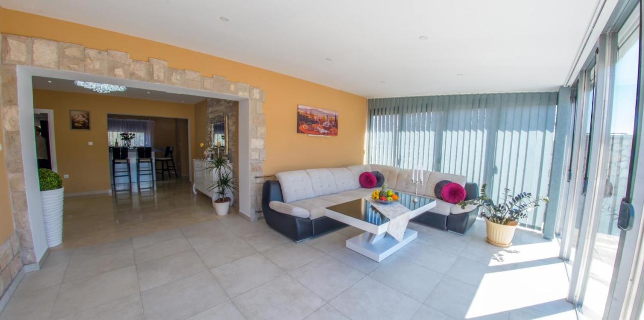 Villa Plavota 루브스키 외부 사진